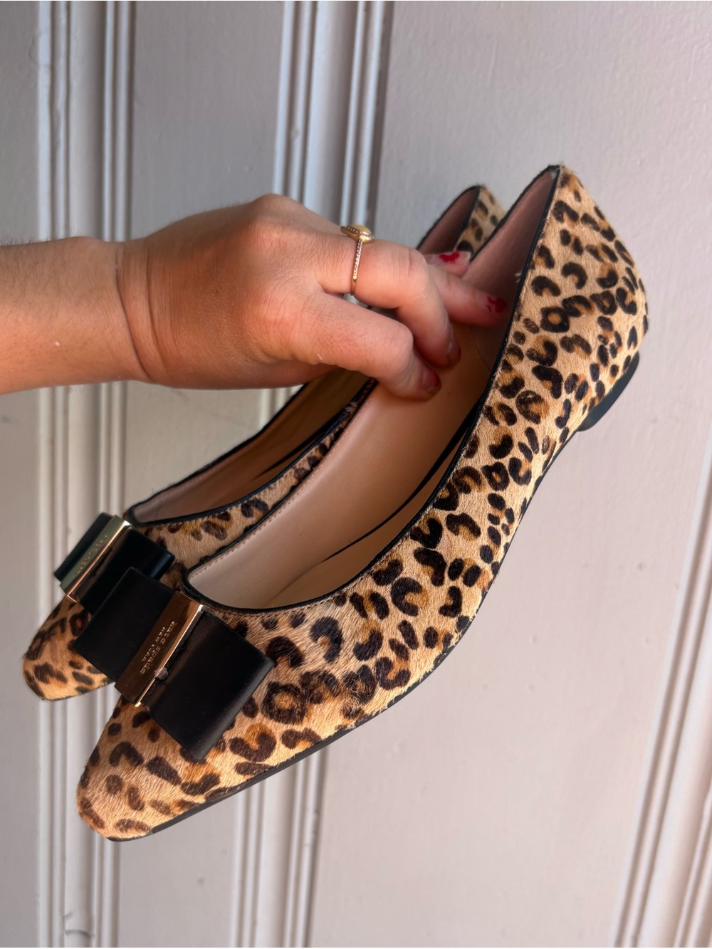 Women’s Kate Spade Size 6.5 Leopard Print Bow Pointed Toe Flats - Black Bow